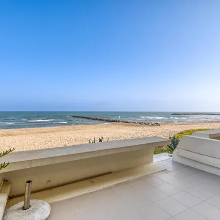Апартаменты Premiere Ligne Avec Terrasse *